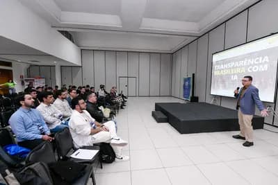 A full room at Computec during the session